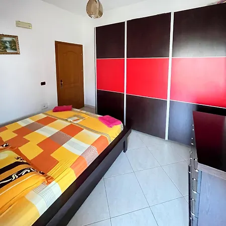 Durrah Habitación en casa particular Durrës